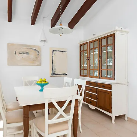 Arcola Villa *